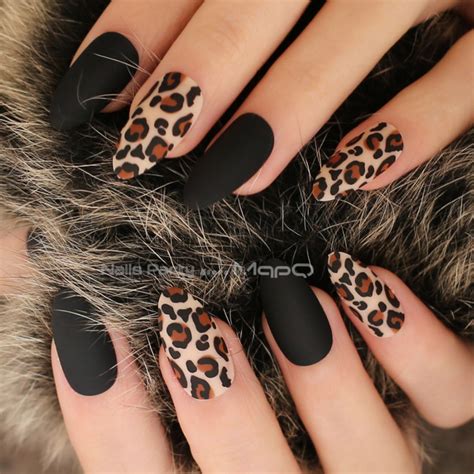 leopard print nails black